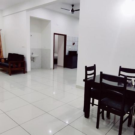Suvarna Elite - Premium Apartment Hotel Mysore Buitenkant foto