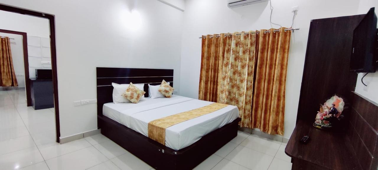 Suvarna Elite - Premium Apartment Hotel Mysore Buitenkant foto