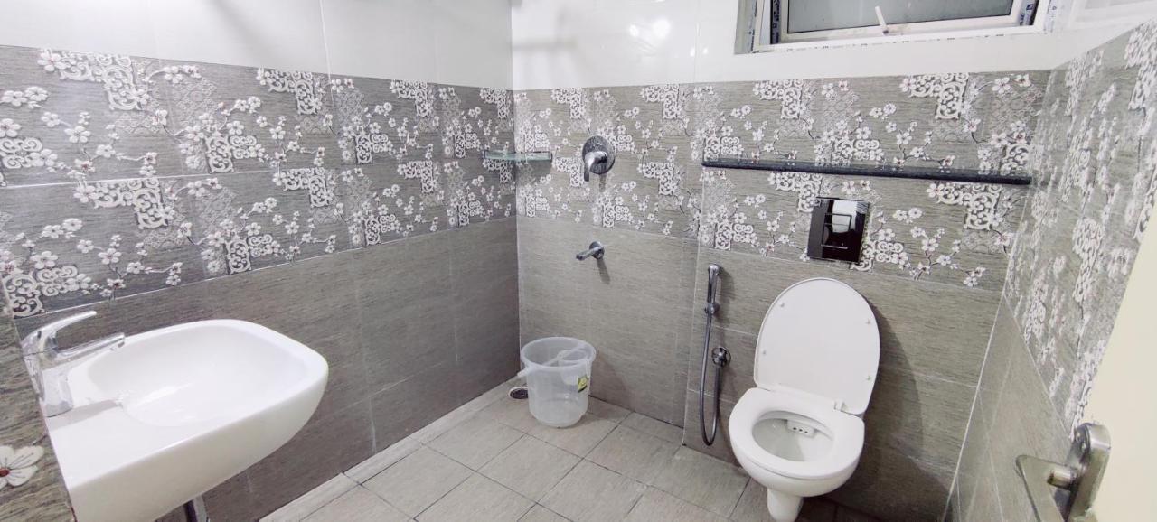 Suvarna Elite - Premium Apartment Hotel Mysore Buitenkant foto