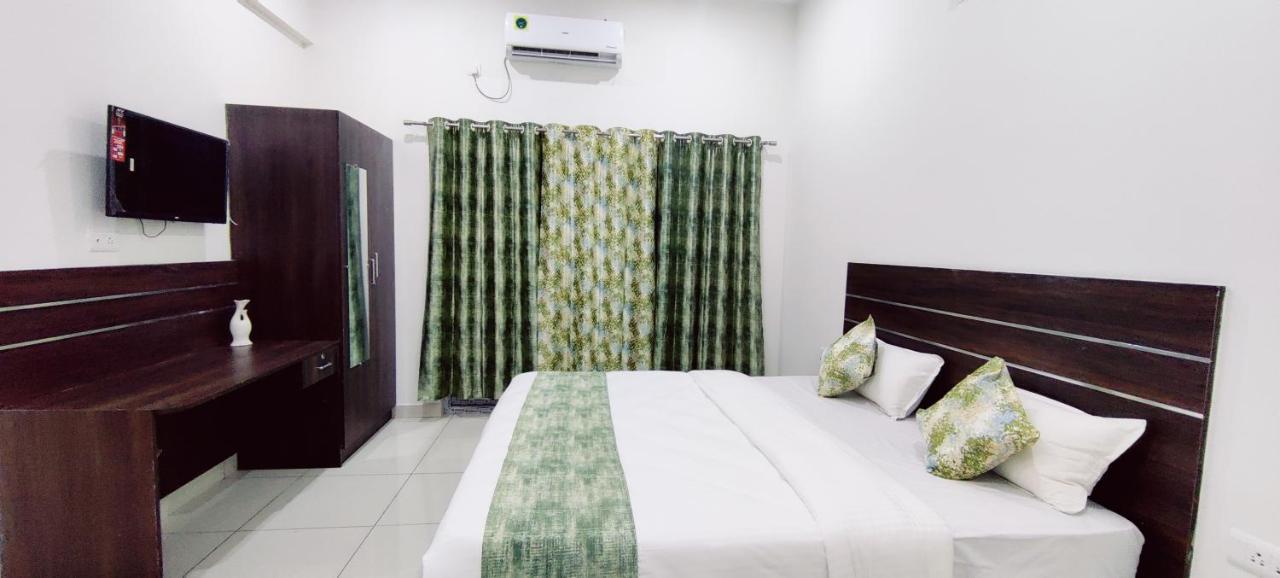 Suvarna Elite - Premium Apartment Hotel Mysore Buitenkant foto