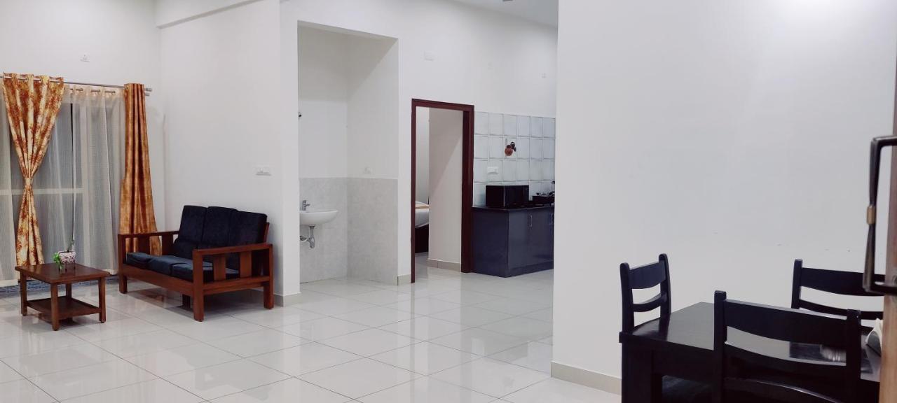 Suvarna Elite - Premium Apartment Hotel Mysore Buitenkant foto